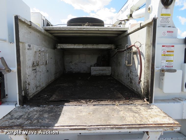 image for item DH1241 2010 Freightliner Business Class M2  utility truck