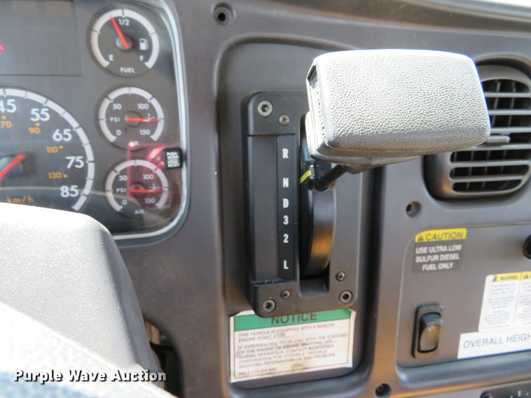 image for item DH1241 2010 Freightliner Business Class M2  utility truck