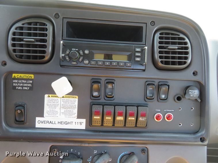 image for item DH1241 2010 Freightliner Business Class M2  utility truck