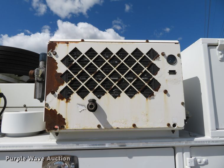 image for item DH1241 2010 Freightliner Business Class M2  utility truck