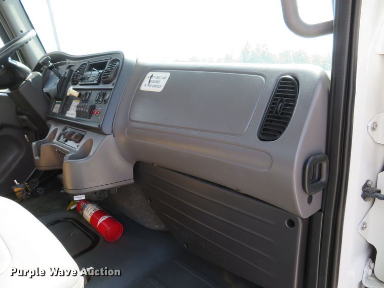 image for item DH1241 2010 Freightliner Business Class M2  utility truck