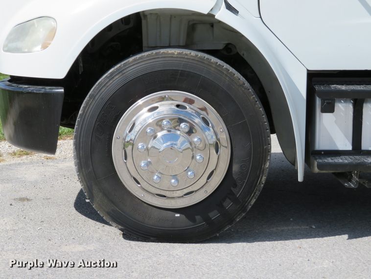 image for item DH1241 2010 Freightliner Business Class M2  utility truck