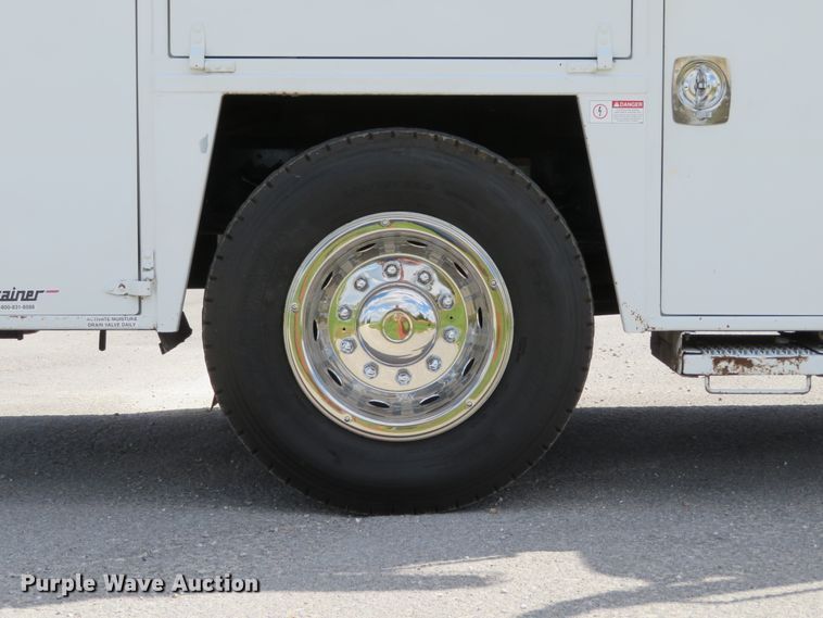 image for item DH1241 2010 Freightliner Business Class M2  utility truck