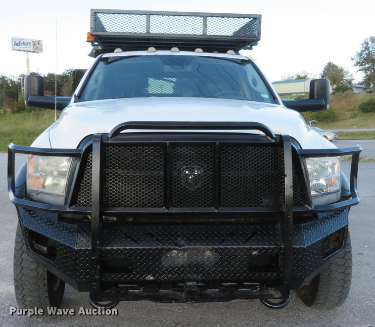image for item DH1245 2014 Dodge Ram 5500HD  Crew Cab flatbed truck