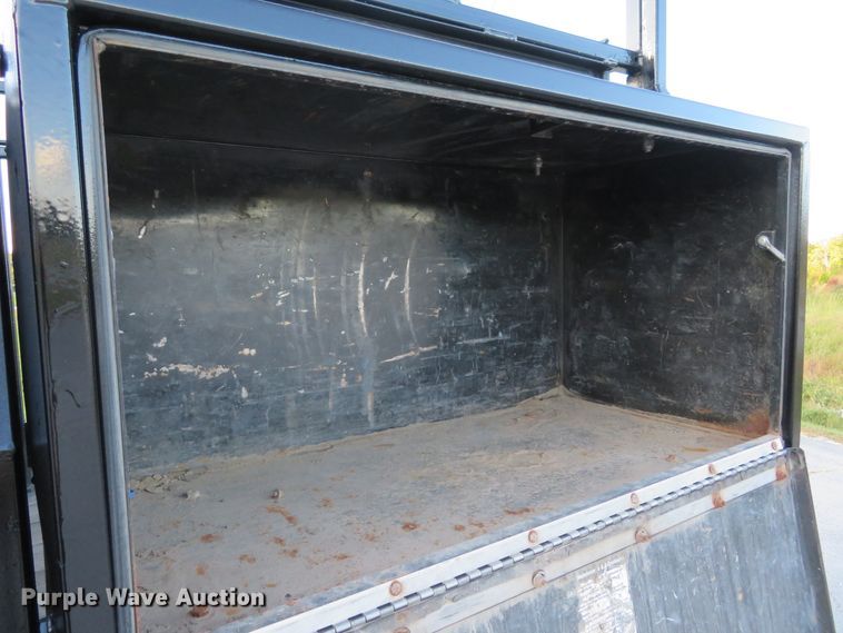 image for item DH1245 2014 Dodge Ram 5500HD  Crew Cab flatbed truck