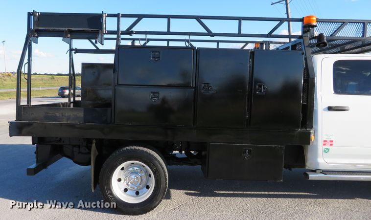 image for item DH1245 2014 Dodge Ram 5500HD  Crew Cab flatbed truck