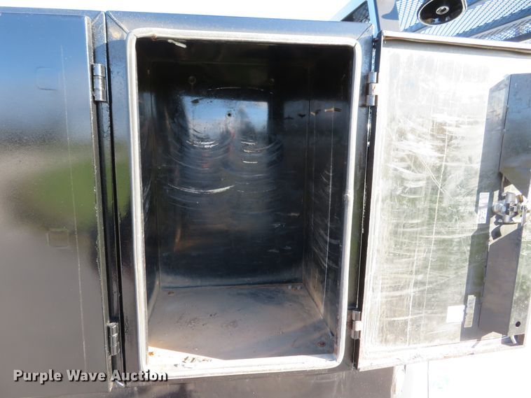 image for item DH1245 2014 Dodge Ram 5500HD  Crew Cab flatbed truck