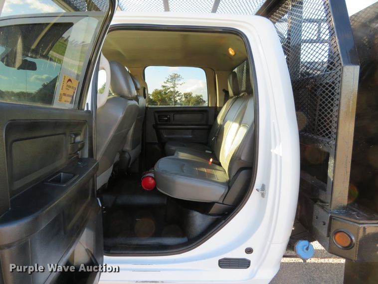 image for item DH1245 2014 Dodge Ram 5500HD  Crew Cab flatbed truck