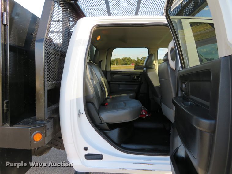 image for item DH1245 2014 Dodge Ram 5500HD  Crew Cab flatbed truck