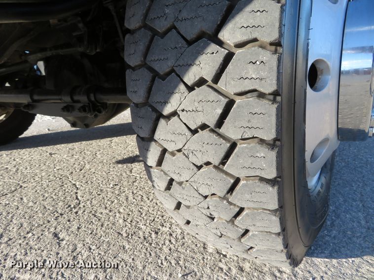 image for item DH1245 2014 Dodge Ram 5500HD  Crew Cab flatbed truck