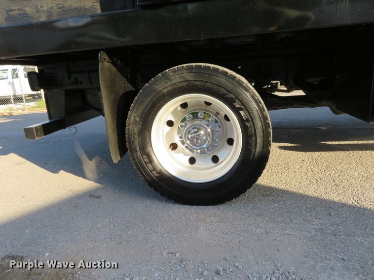image for item DH1245 2014 Dodge Ram 5500HD  Crew Cab flatbed truck