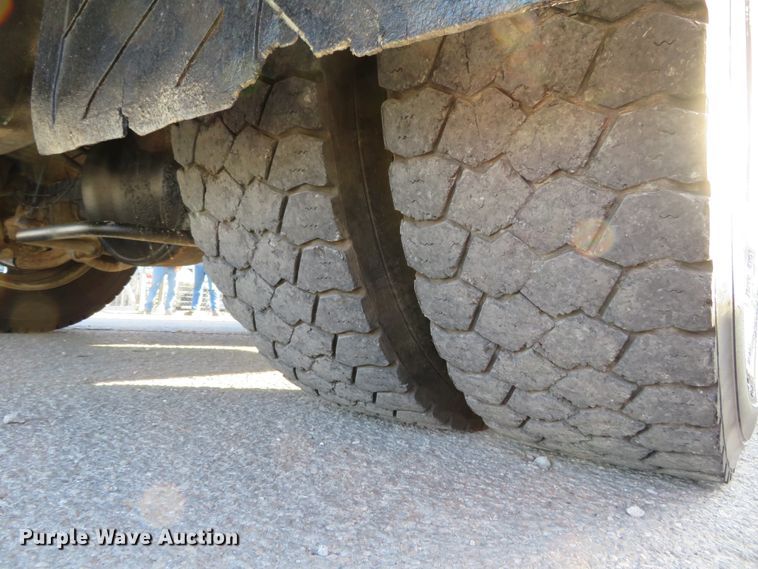 image for item DH1245 2014 Dodge Ram 5500HD  Crew Cab flatbed truck