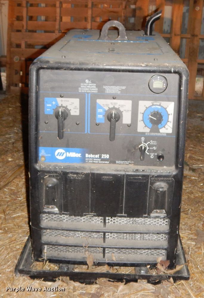 image for item DH3275 Miller Bobcat 250 welder/generator