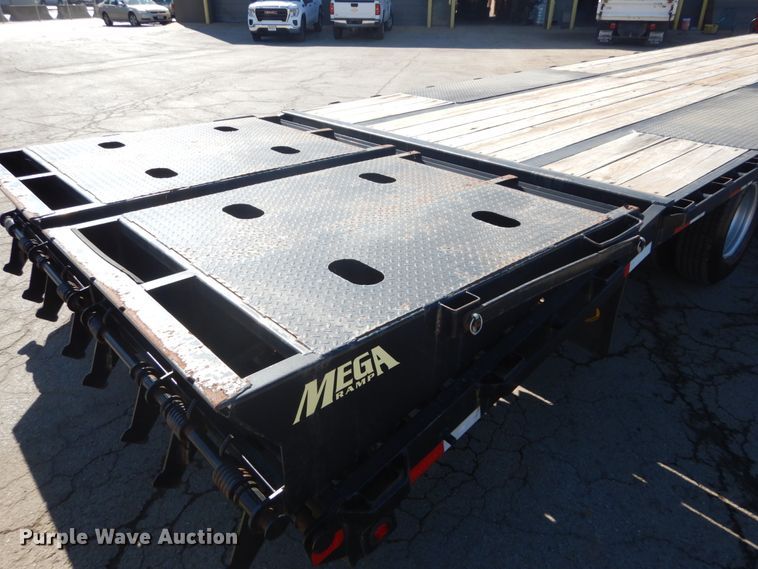 image for item DH5210 2016 Big Tex equipment trailer