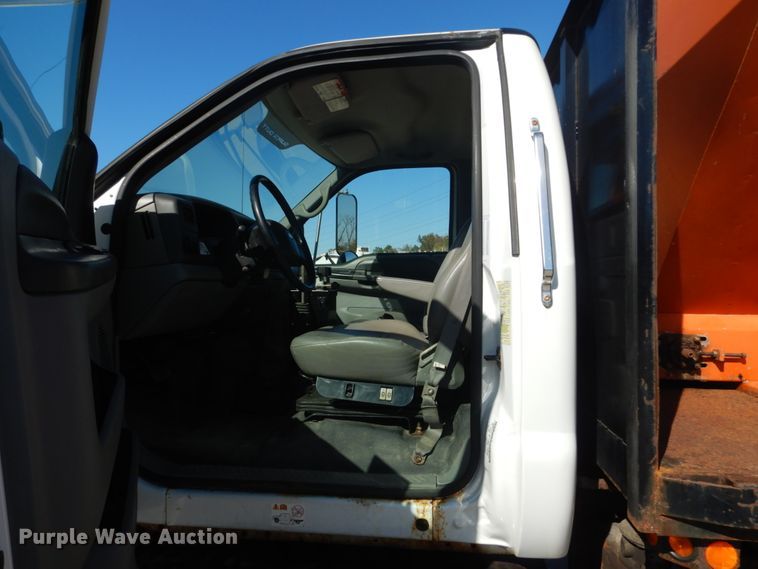 image for item DH5212 2008 Ford F750 Super Duty XLT  flat dump bed truck