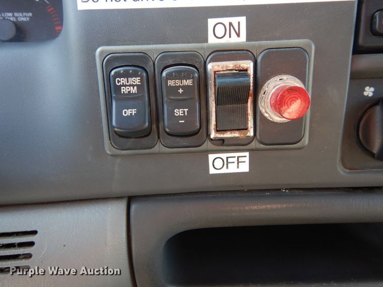 image for item DH5212 2008 Ford F750 Super Duty XLT  flat dump bed truck