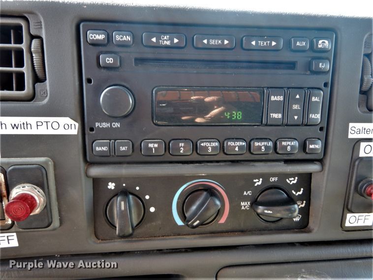 image for item DH5212 2008 Ford F750 Super Duty XLT  flat dump bed truck