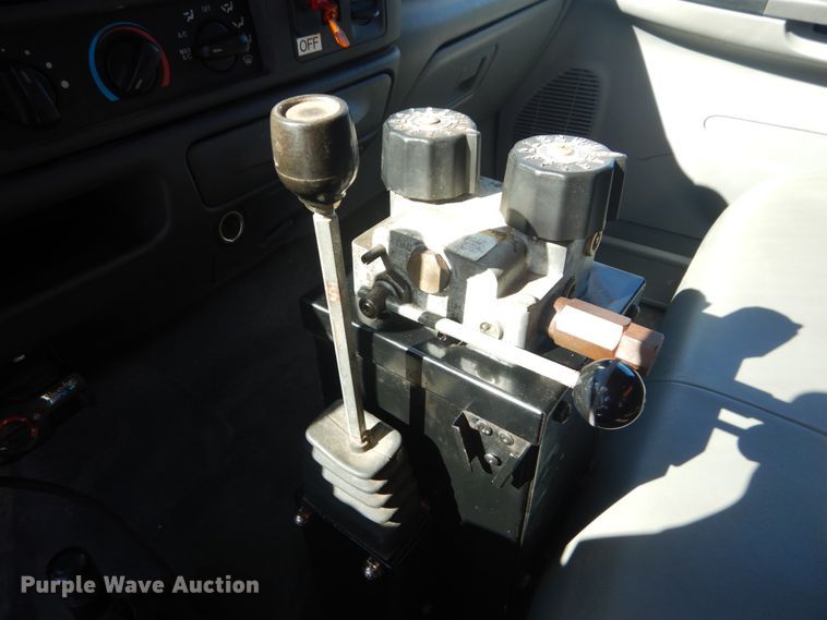 image for item DH5212 2008 Ford F750 Super Duty XLT  flat dump bed truck