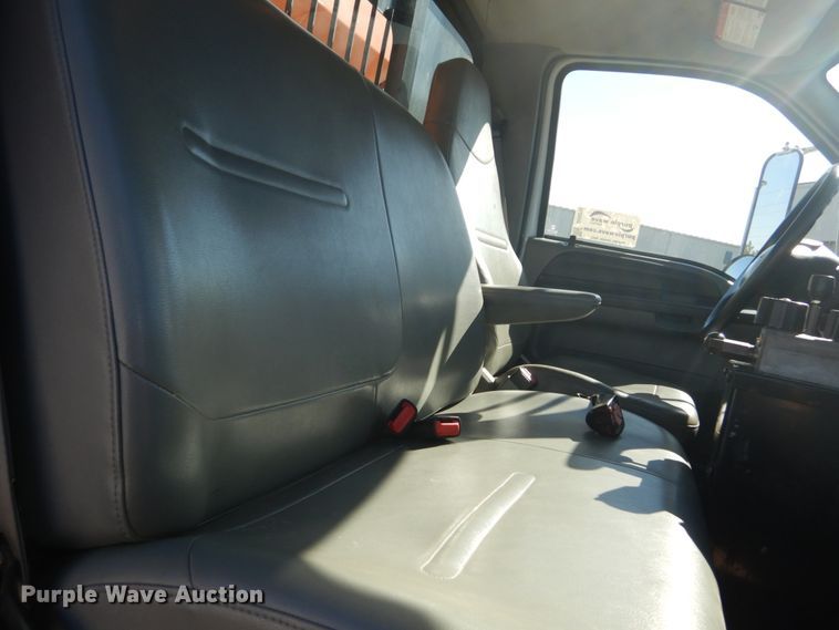 image for item DH5212 2008 Ford F750 Super Duty XLT  flat dump bed truck