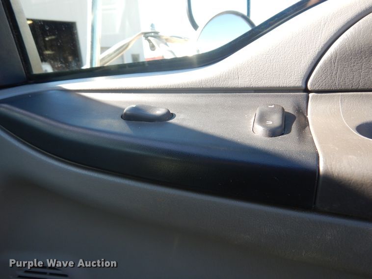 image for item DH5212 2008 Ford F750 Super Duty XLT  flat dump bed truck