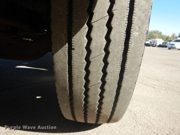 image for item DH5212 2008 Ford F750 Super Duty XLT  flat dump bed truck