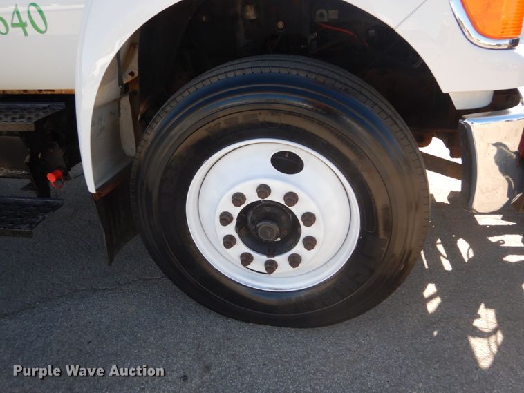 image for item DH5212 2008 Ford F750 Super Duty XLT  flat dump bed truck