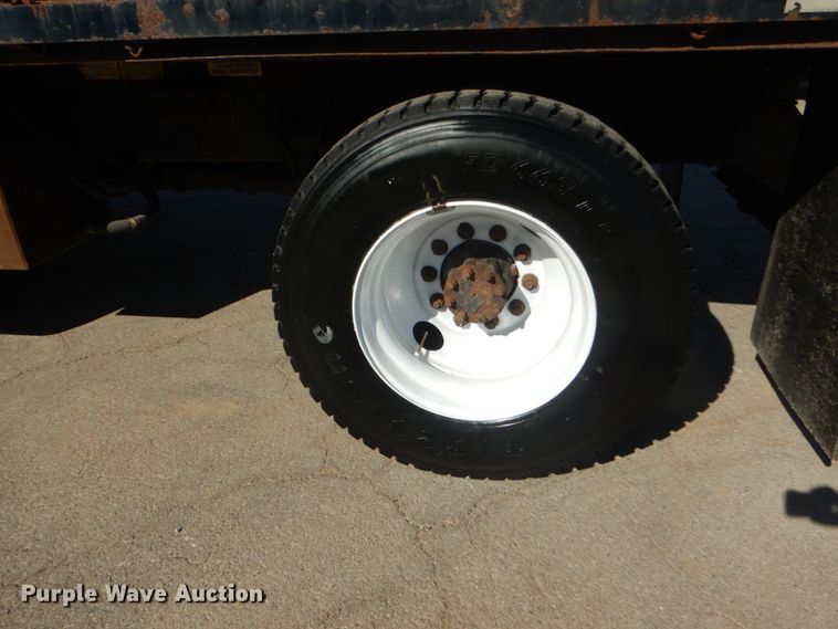 image for item DH5212 2008 Ford F750 Super Duty XLT  flat dump bed truck