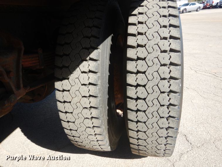 image for item DH5212 2008 Ford F750 Super Duty XLT  flat dump bed truck