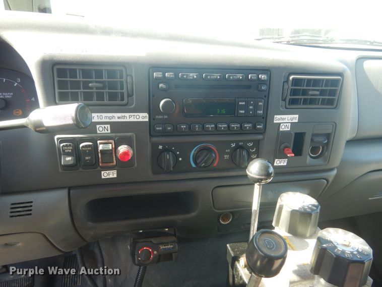 image for item DH5213 2008 Ford F750 Super Duty XLT  flat dump bed truck