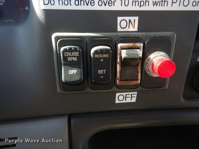 image for item DH5213 2008 Ford F750 Super Duty XLT  flat dump bed truck