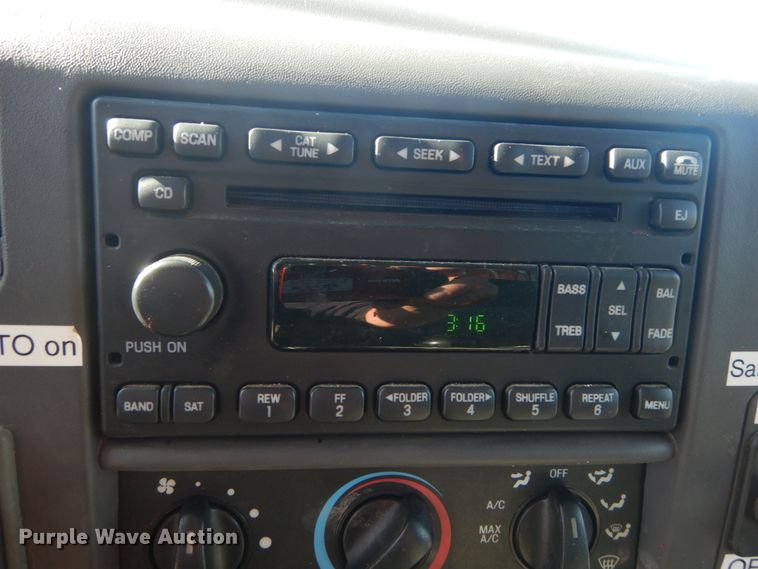 image for item DH5213 2008 Ford F750 Super Duty XLT  flat dump bed truck