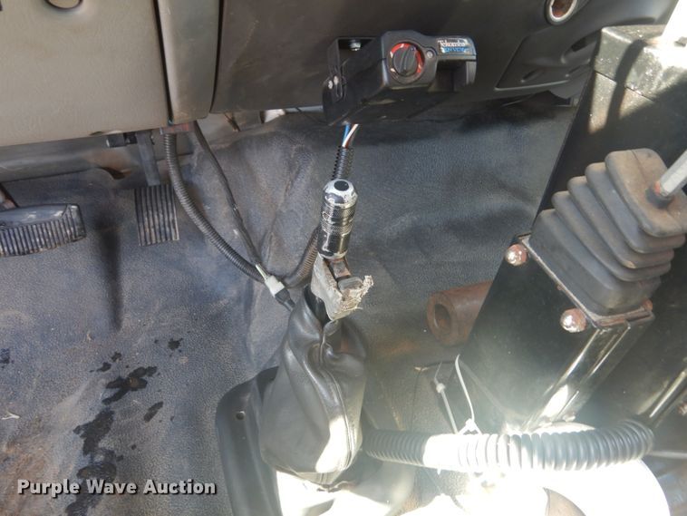 image for item DH5213 2008 Ford F750 Super Duty XLT  flat dump bed truck