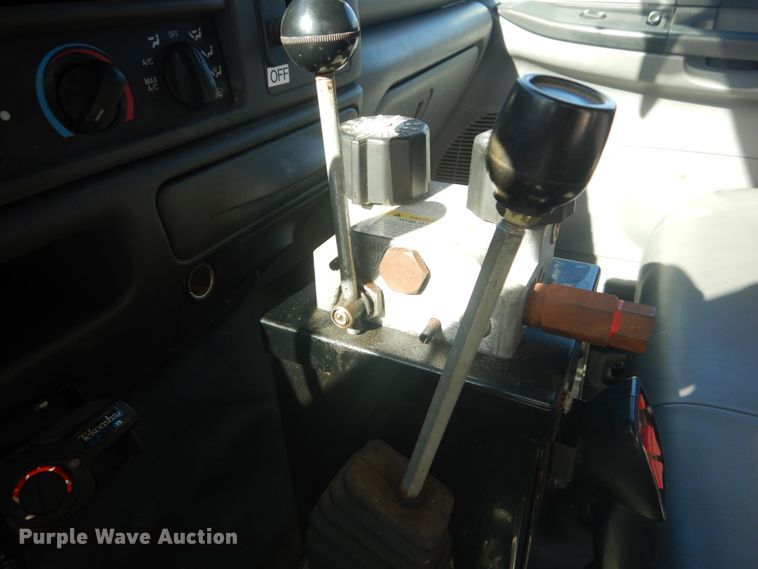 image for item DH5213 2008 Ford F750 Super Duty XLT  flat dump bed truck