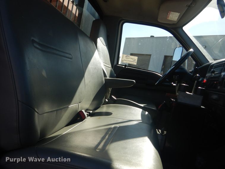 image for item DH5213 2008 Ford F750 Super Duty XLT  flat dump bed truck