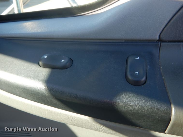 image for item DH5213 2008 Ford F750 Super Duty XLT  flat dump bed truck