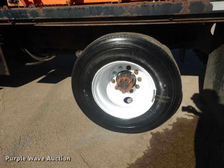 image for item DH5213 2008 Ford F750 Super Duty XLT  flat dump bed truck