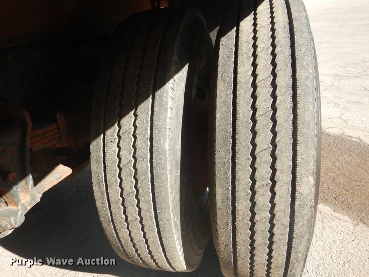 image for item DH5213 2008 Ford F750 Super Duty XLT  flat dump bed truck