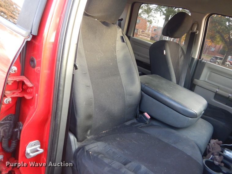 image for item DH5218 2011 Dodge Ram 5500HD SLT  Crew Cab utility truck