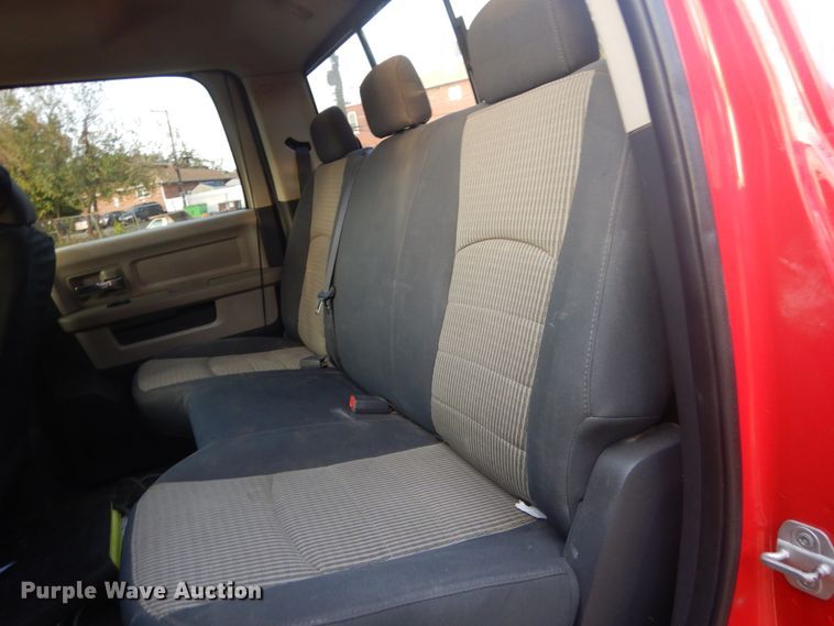 image for item DH5218 2011 Dodge Ram 5500HD SLT  Crew Cab utility truck