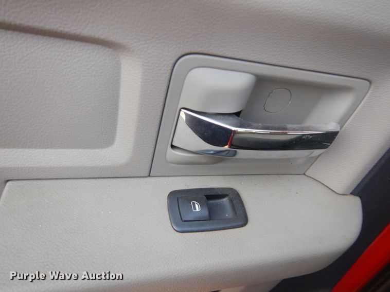 image for item DH5218 2011 Dodge Ram 5500HD SLT  Crew Cab utility truck