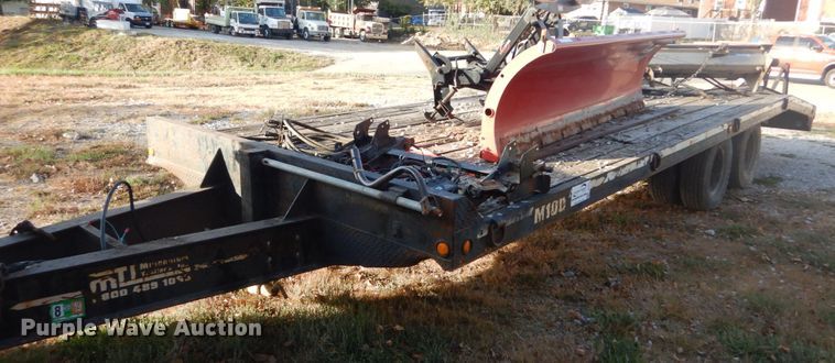 image for item DH5219 2000 Millennium equipment trailer