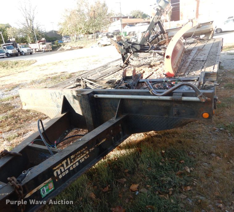 image for item DH5219 2000 Millennium equipment trailer