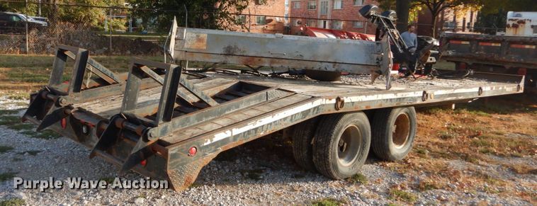 image for item DH5219 2000 Millennium equipment trailer