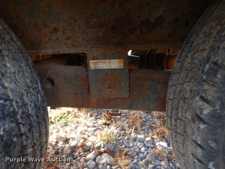 image for item DH5219 2000 Millennium equipment trailer