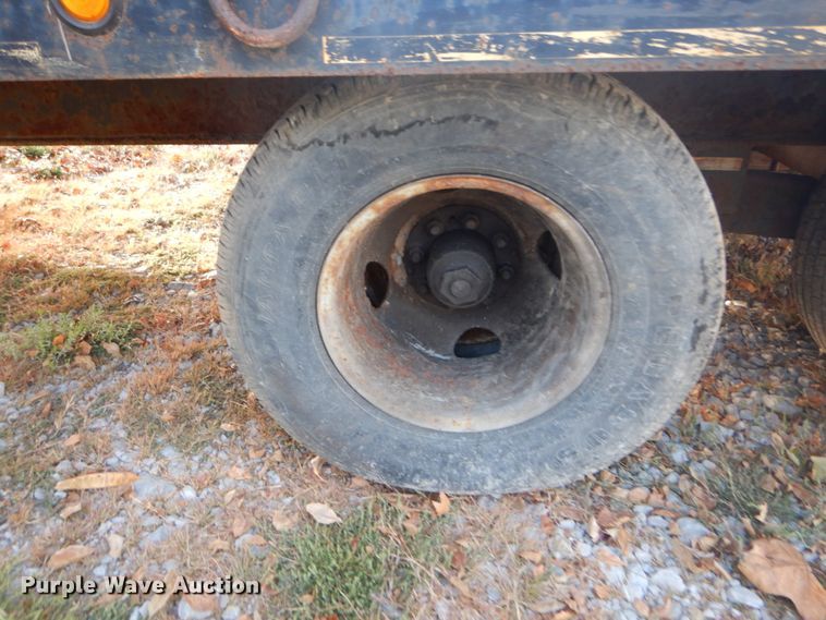 image for item DH5219 2000 Millennium equipment trailer