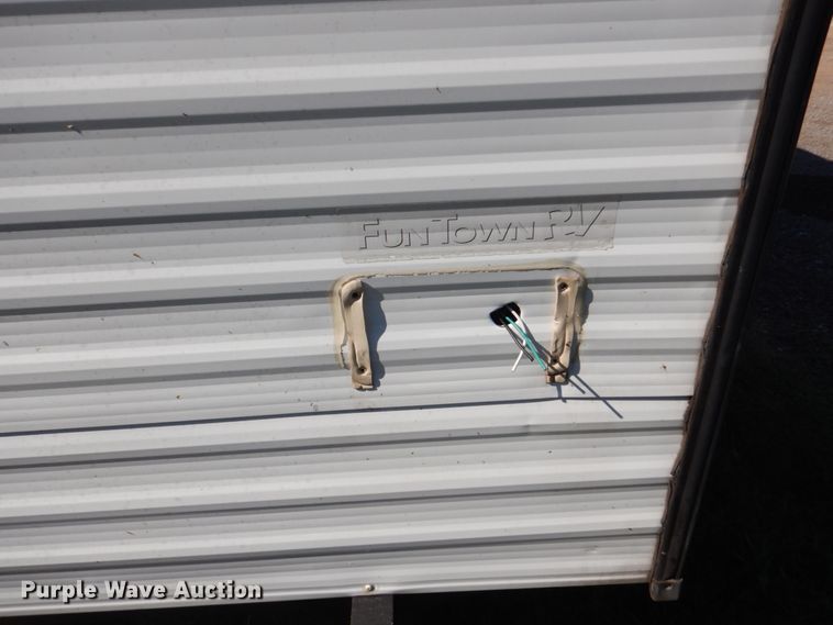 image for item DH5380 2017 Forest River Wildwood X-Lite 201-BHXL  camper