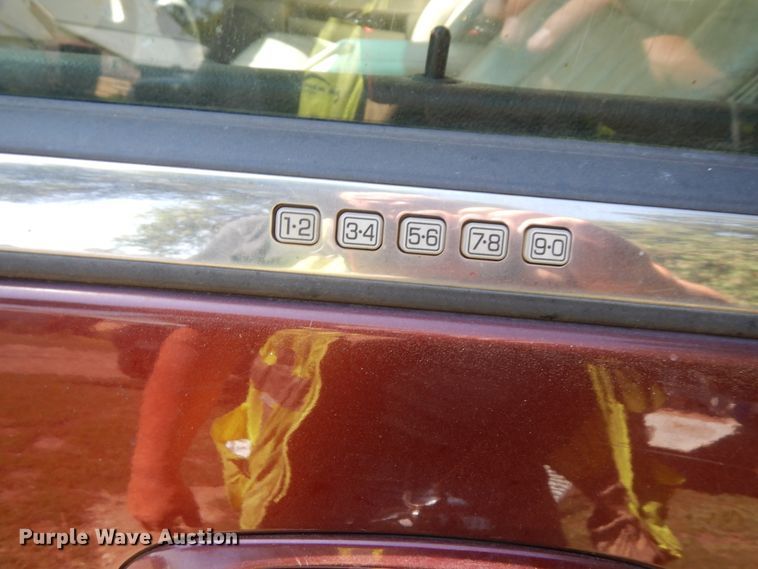 image for item DH6592 2003 Lincoln Navigator  SUV