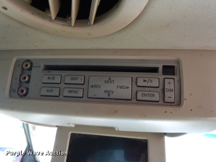 image for item DH6592 2003 Lincoln Navigator  SUV