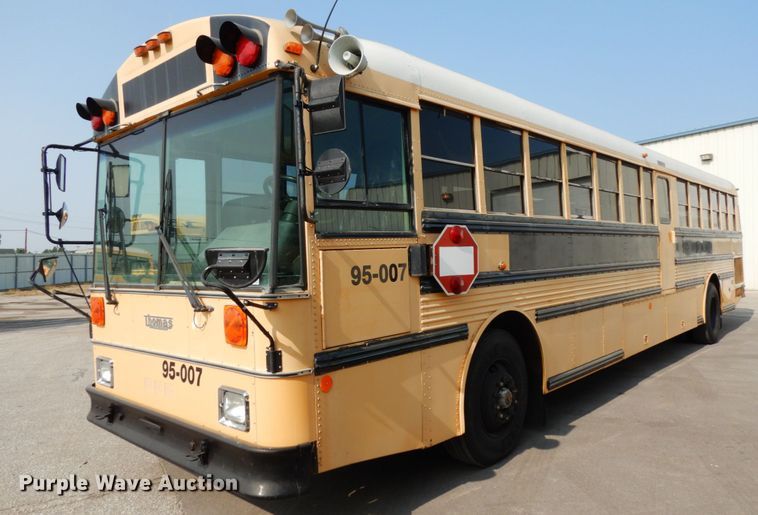 image for item DH6644 1995 Thomas Built Saf-T-Liner  school bus
