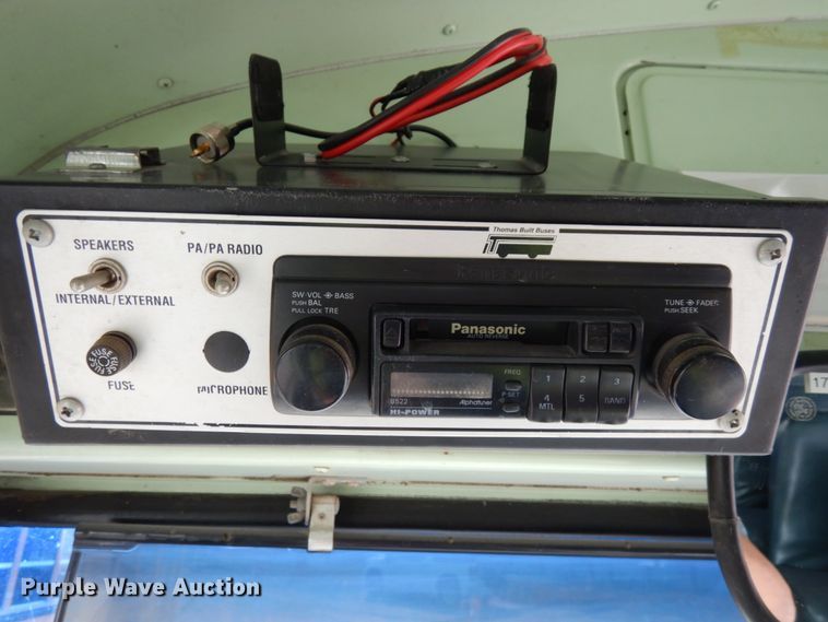 image for item DH6644 1995 Thomas Built Saf-T-Liner  school bus